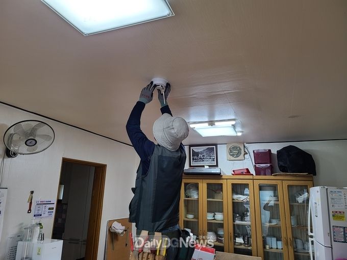 의성군, 경로당 IoT기반 무선화재감지기 설치