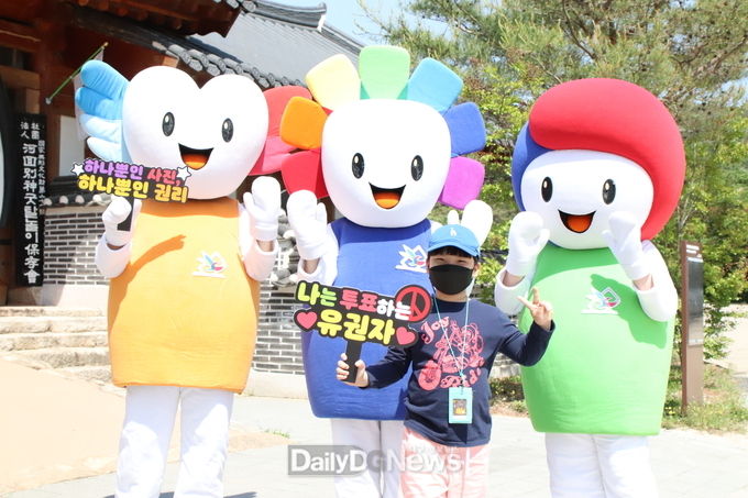 경북선관위, 제8회 지선 선거벽보 20일까지 3,947곳에 첩부