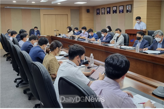 한국농어촌공사 경북지역본부가 13일 ‘2022년 내부경영성과 평가관리회의’를 개최했다.< 사진제공 : 한국농어촌공사 경북지역본부 >