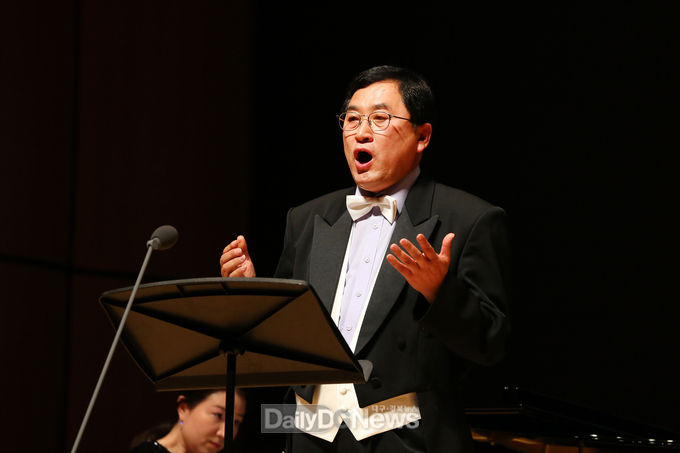  주낙영 경주시장, ‘한국가곡의 밤’ 성악가로 깜짝 출연