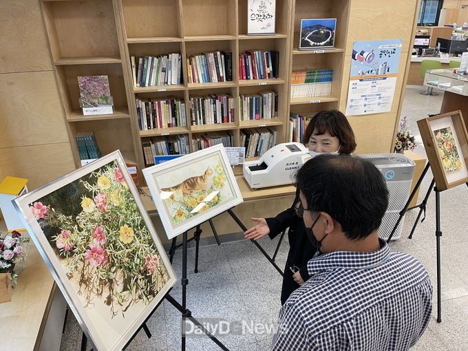 김천시, 종합민원실에서 향토작가 김정옥의‘채송화의 여름’展 개최