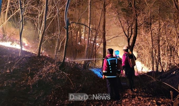 영천시 공무원, 울진 산불 피해 현장 인력지원