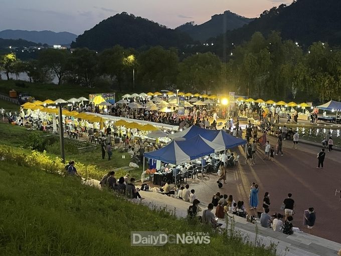 왜관 평화분수, 마켓79(칠곡)에 물들다