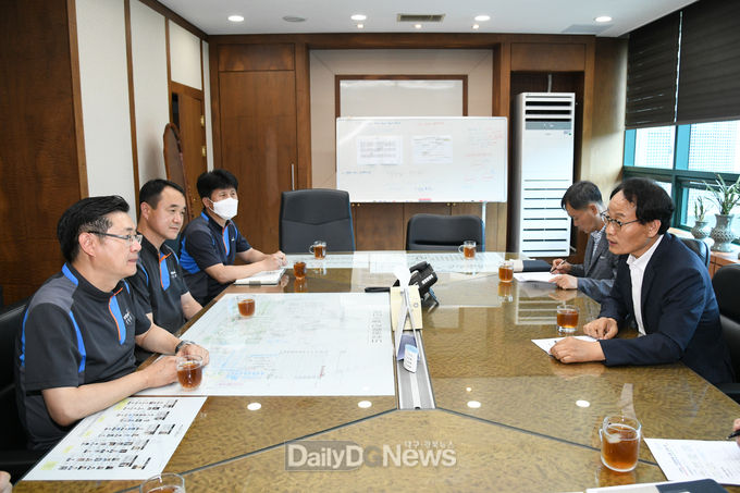 박남서 영주시장, 기업현장 방문…‘기업하기 좋은 도시’ 약속(KT&G 방문사진).