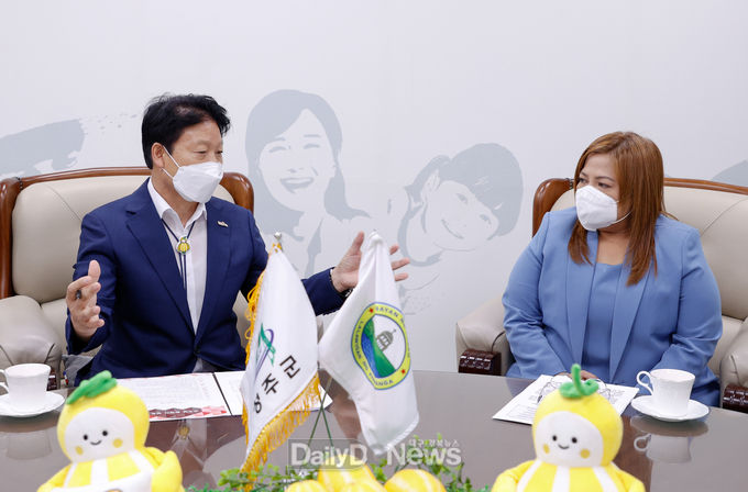 필리핀 루바오시장, 성주군 방문