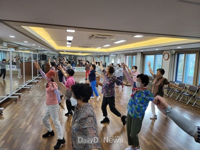 청도군, 시니어 건강무한도전 체조교실