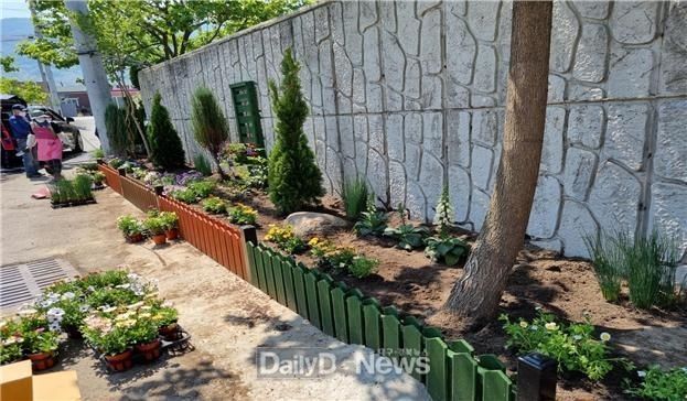 청도군, 주민이 직접 만들어가는 정원마을‘화양화원’조성