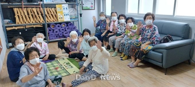 예천군, 행복경로당 지원물품 소파․입식테이블 확대 운영