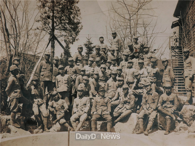 경상북도 독립운동기념관, 제77주년 광복절 기념 특별기획전 개최) 독립운동기념일제_학도병_입대_사진