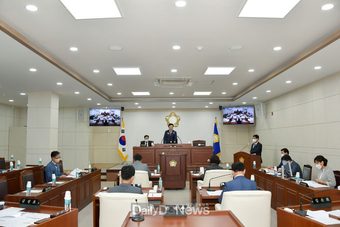 영덕군의회, 제289회 임시회 개회