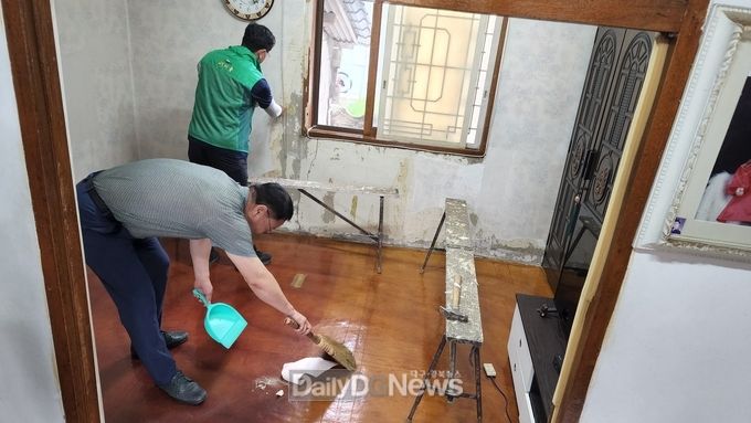 쌍림면 새마을남녀지도자협의회, “행복한 보금자리 만들기 사업”추진