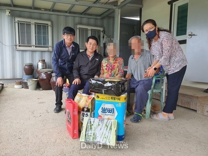 금천면, 추석 명절 앞두고 소외계층 방문 실시