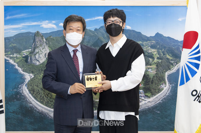 가수 국카스텐, 울릉군 홍보대사로 위촉