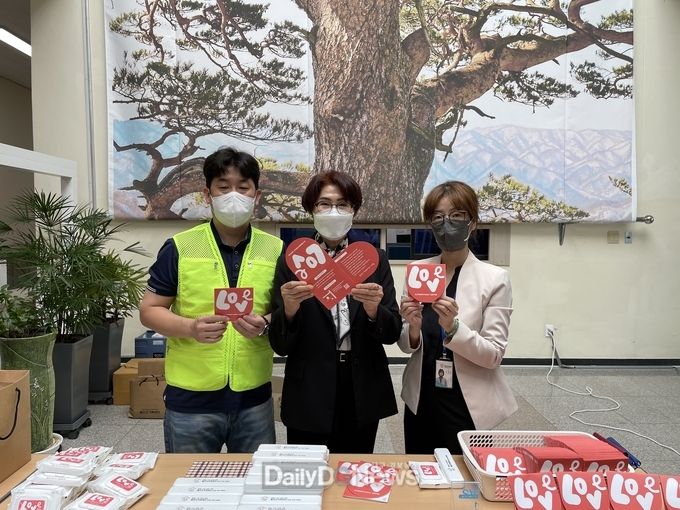 울진군가족센터, 가족사항 하트 리플렛 제작