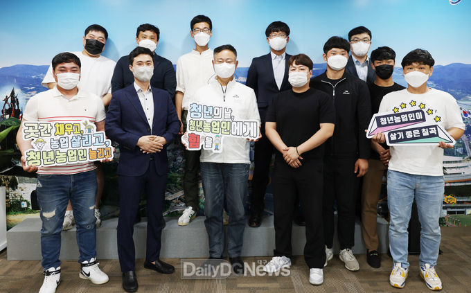김재욱 칠곡군수, 청년농업인과 간담회 개최