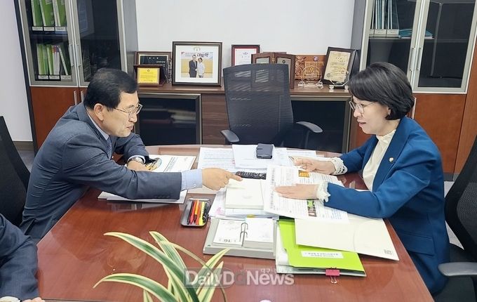 주낙영 경주시장 국회 찾아 국비 확보에 사활.