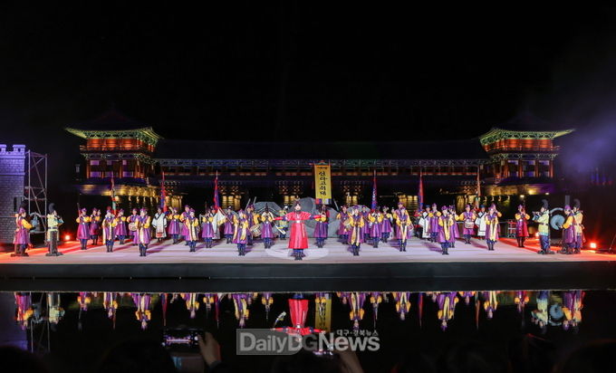 신라문화제 중 화백제전 프로그램(신라고취대 공연).
