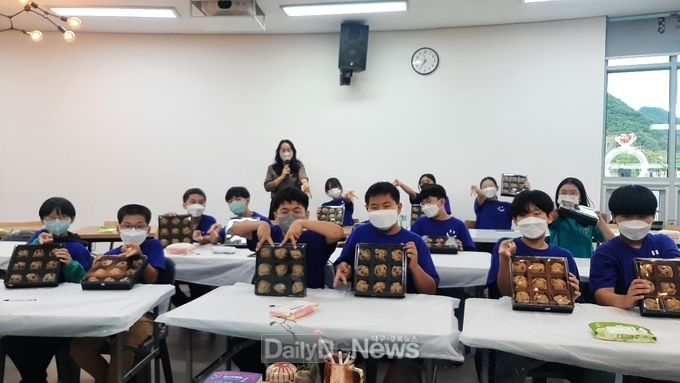 문경 오미자테마공원 체험 프로그램 큰 인기