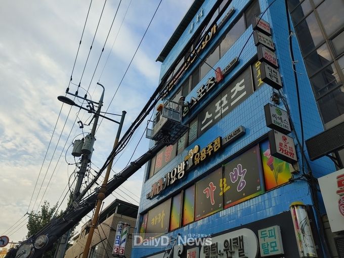 김천시, 드론 활용 김천역 주변 상가 간판 점검 강화