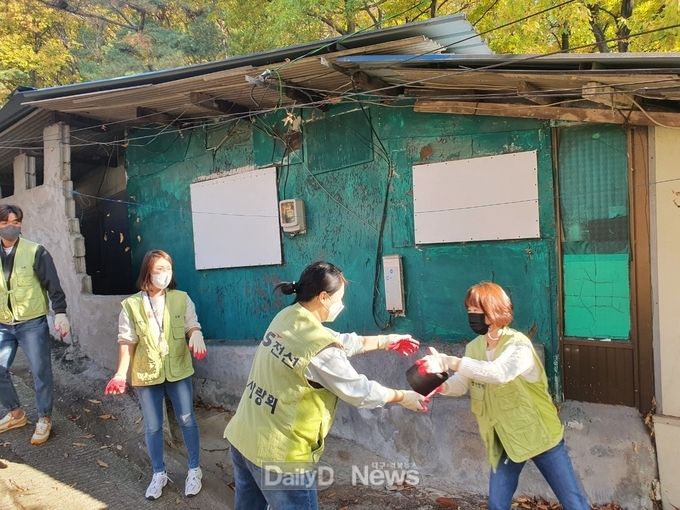 ㈜LS전선 구미공장, 사랑의 연탄으로 온기를 전하다!
