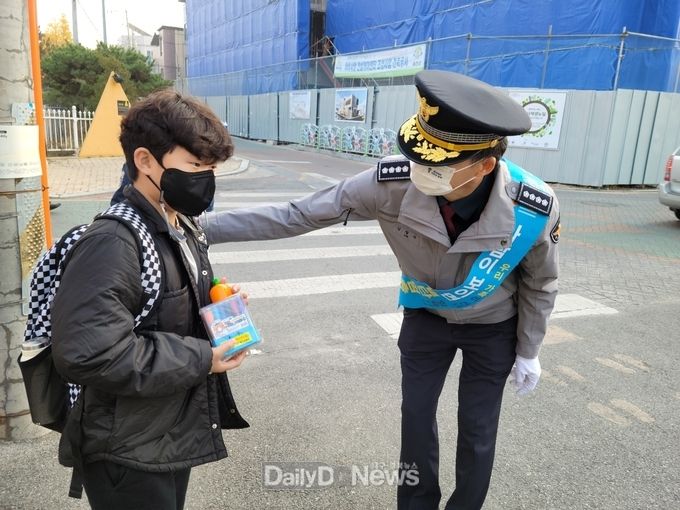 예천서, “ 어린이보호구역 내 횡단보도 앞 일단멈춤! 캠페인 전개