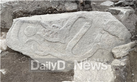 성주 가야산 법전리 사지에서 사명-만세갑사(万歲押寺)’명을 비롯한 다양한 불교 유물 발굴