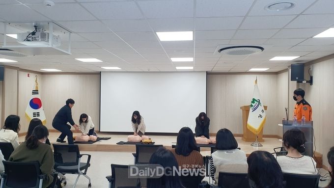 생명을 살리는 골든타임, 심폐소생술 교육 실시
