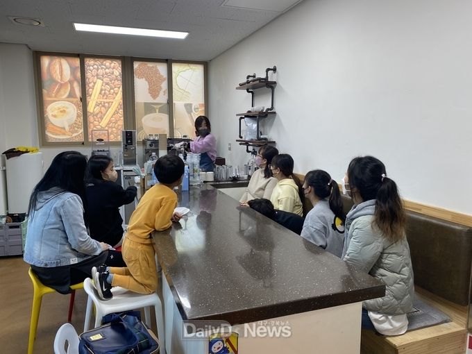 문경시청소년방과후아카데미, 가족과 함께하는 직업체험