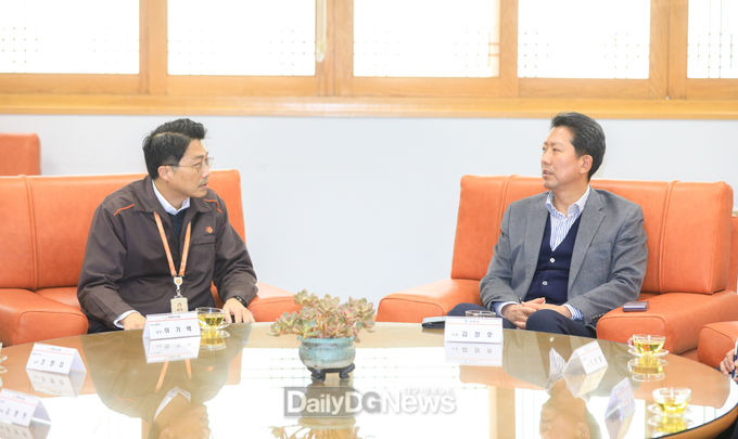 김장호 구미시장, 관내 한화시스템(주), LIG넥스원(주) 잇따라 방문
