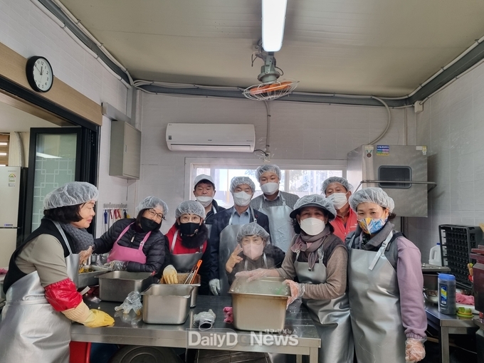 문경평생교육지도자협의회, 무료 급식 봉사활동 전개