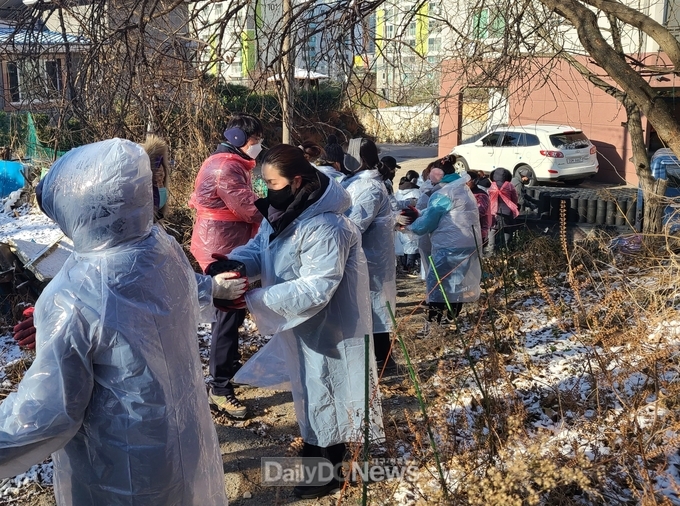 엉클권사랑나눔봉사단, 온정의 연탄 나눔 봉사