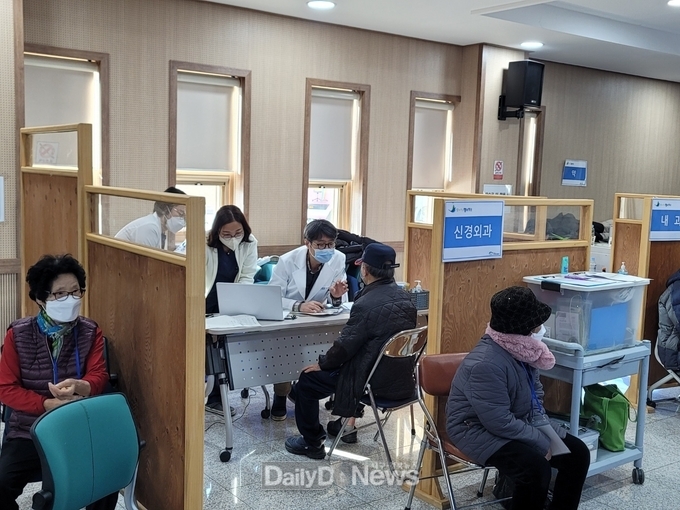 경상북도안동의료원, 의료봉사로 지역민에게 “온기” 선물