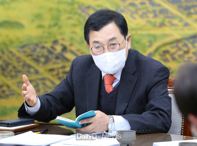주낙영 경주시장_ 새해 첫 간부회의 주재