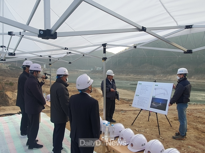 영천시 보현산댐 인도교(출렁다리) 건설공사장 현장점검 실시