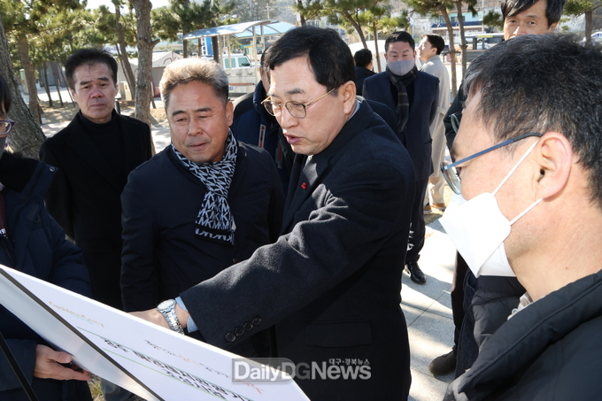 주낙영 경주시장, 연동항 어촌뉴딜 300사업 현장 점검