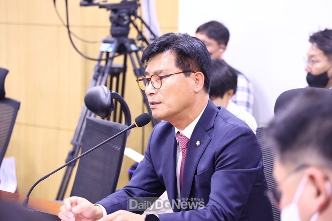 김영식의원, KT 등 소유분산기업의 지배구조 개선 세미나 개최