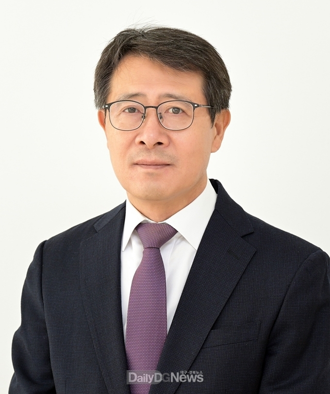 김성학 경주부시장 취임 공직자로 첫발 뗀 경주로 다시 오게 돼 긴장감마저 든다.