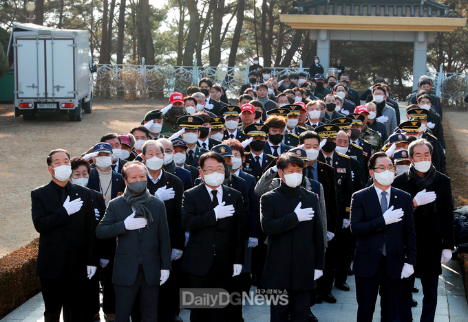 울진군, 2023년 계묘년 새해 충혼탑 참배