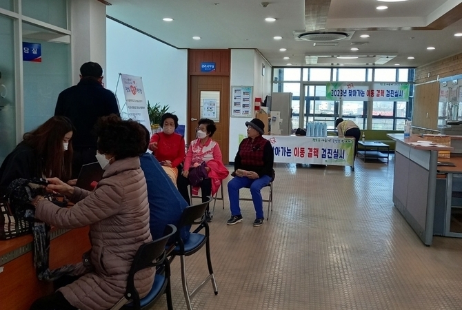 청도군, 65세 이상 어르신 ‘찾아가는 이동 결핵검진’실시