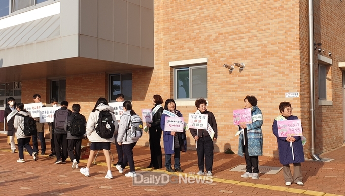 울릉군, 신학기 맞이 학교폭력 예방 및 청소년 유해환경점검 실시