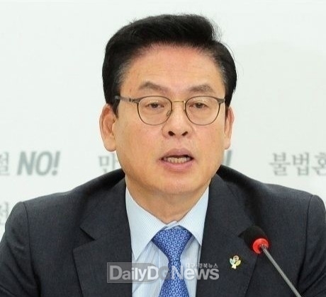 국민의힘 정우택 국회부의장