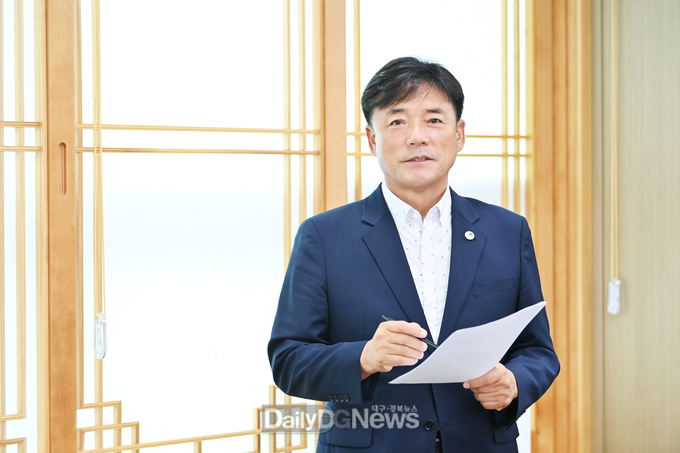 윤경희 청송군수, 경북도 방문 지역현안사업 건의
