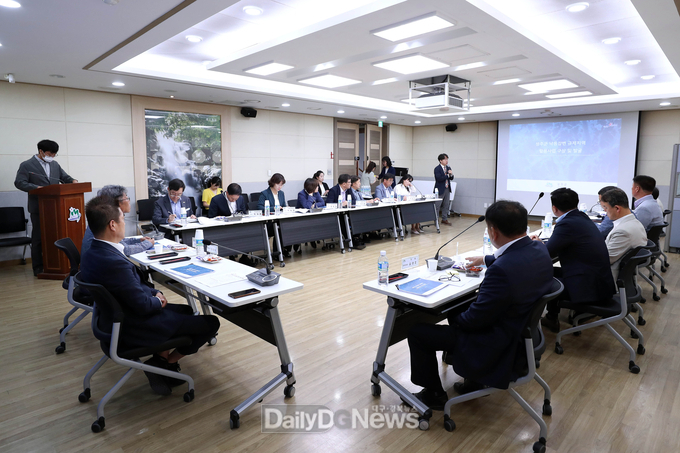 낙동강변 규제지역 활용사업 발굴 용역 최종보고회 개최