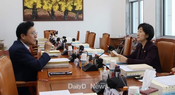한화진 환경부 장관과 환경영향평가와 자연경관영향 심의 관련 협의( ‘23년 3월 21일) 