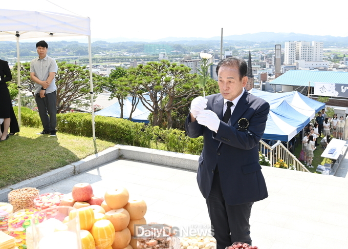 문경시 제68회 현충일 추념식 거행