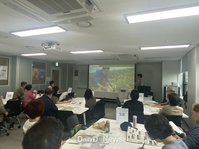 신중년과 고령을 생활인구로 잇다!