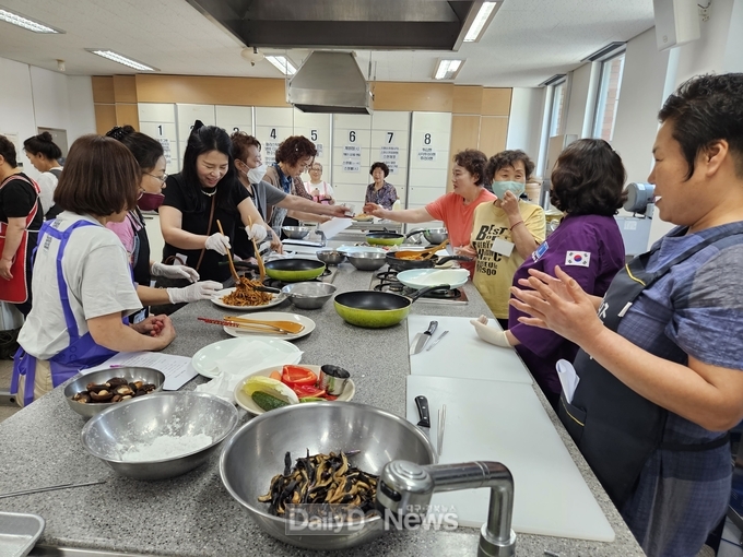 의성군, 향토음식 활성화 교육 추진
