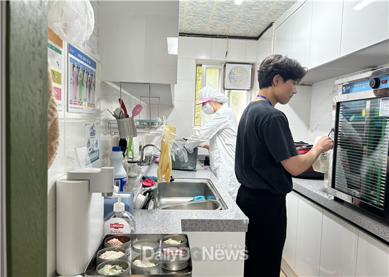 울릉군, 어린이급식관리지원센터 찾아가는 영양⁃위생관리 특화교육 실시