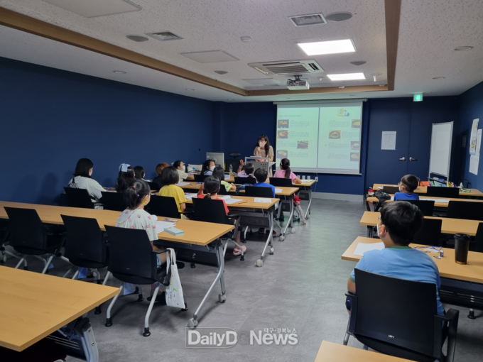 칠곡군립도서관, 107회 여름독서교실 운영