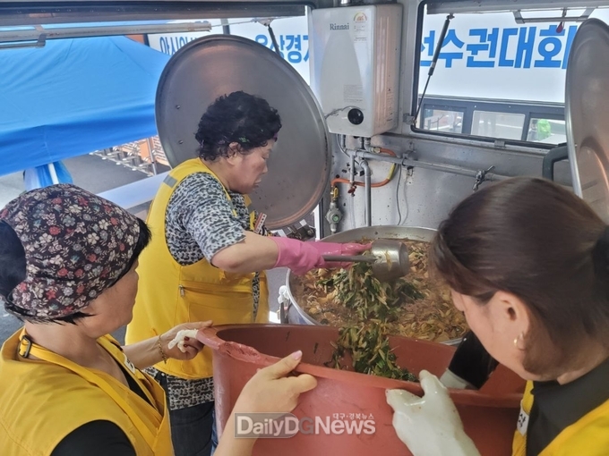 예천군 대한적십자사봉사회, 집중호우 피해 지원 급식 봉사 활동 전개